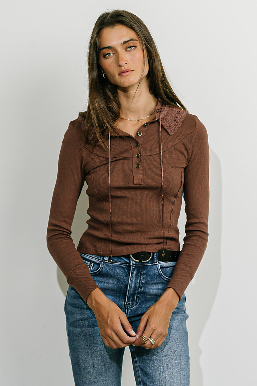 Janice Ribbed Blouse in Brown