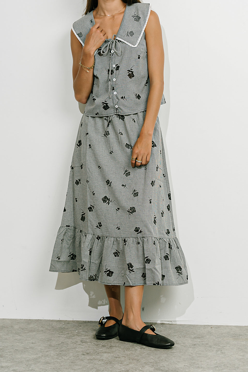 Karrie Gingham Midi Skirt in Black