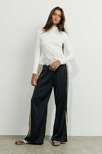 Kesley Lace Mock Neck Top in Ivory
