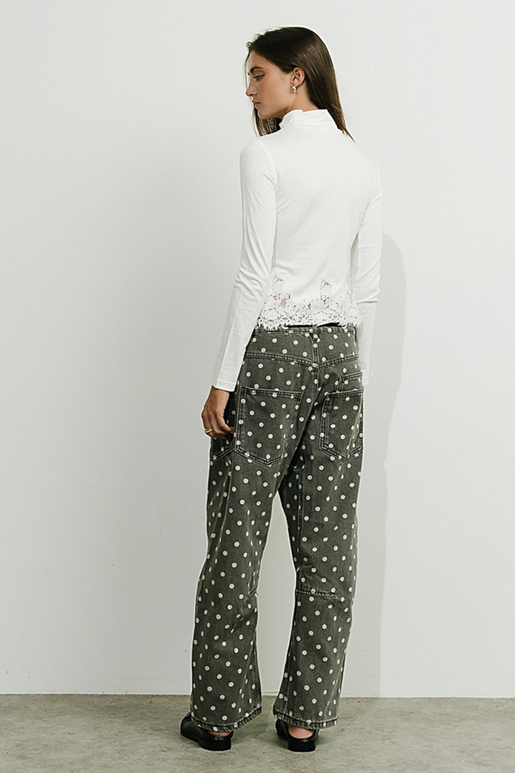 Kesley Lace Mock Neck Top in Ivory