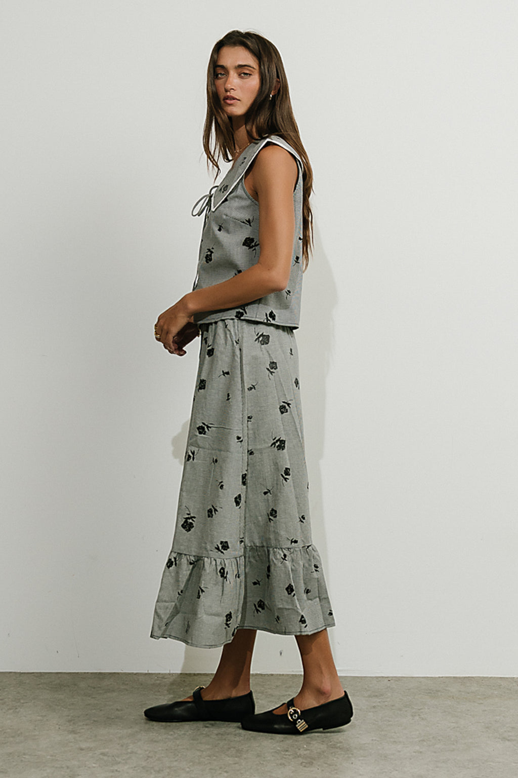 Karrie Gingham Midi Skirt in Black