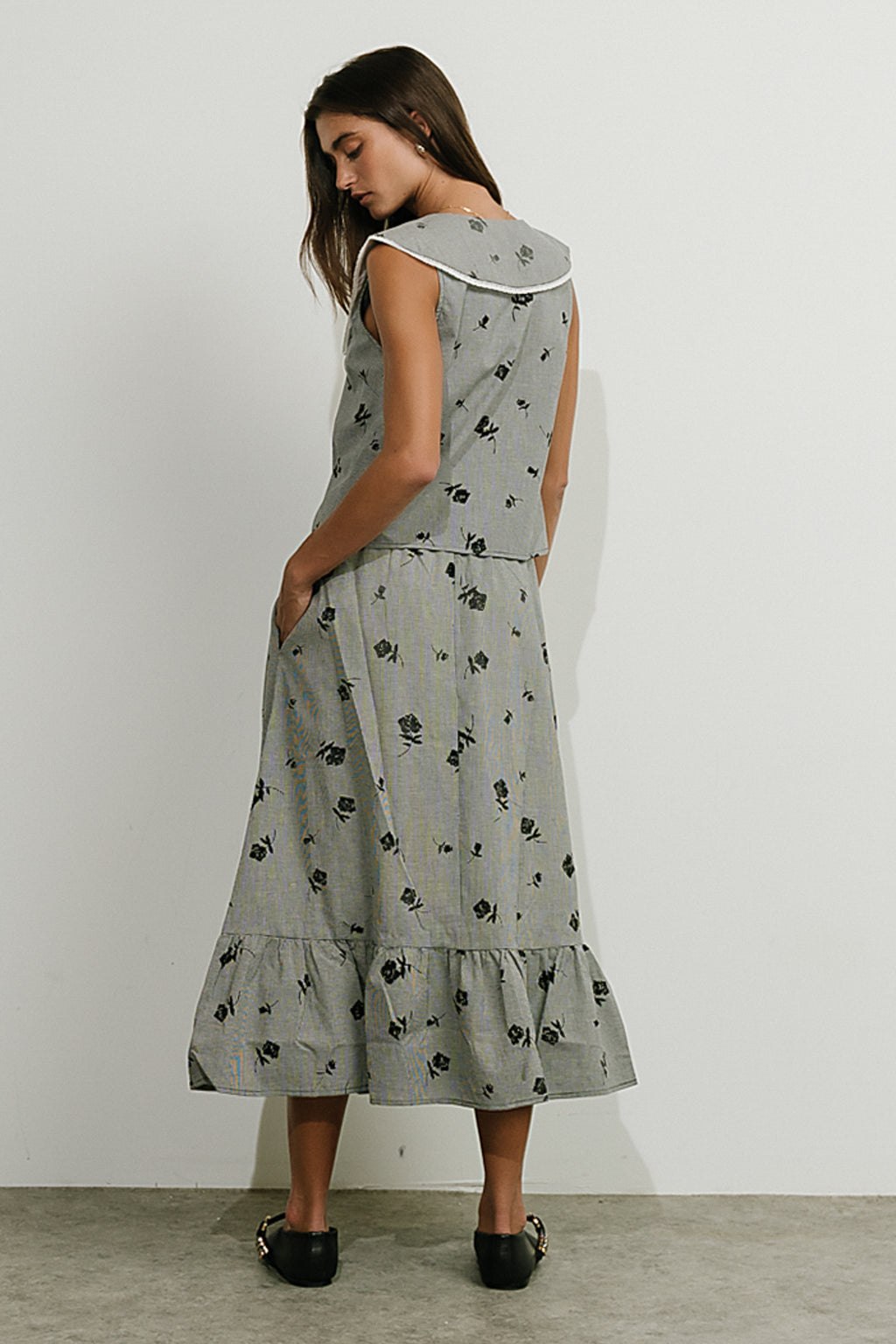 Karrie Gingham Midi Skirt in Black