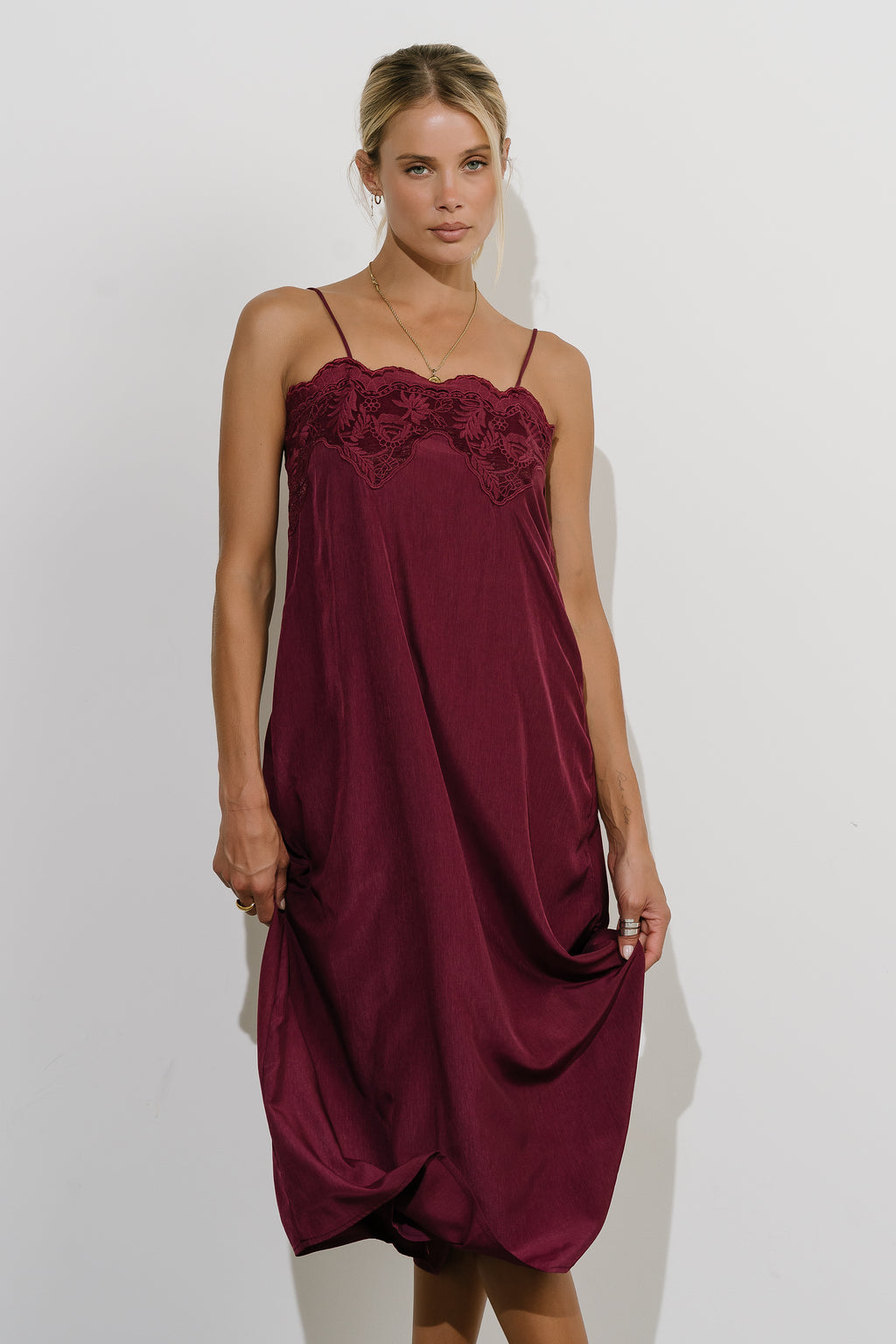 Lana Lace Midi Dress in Burgundy