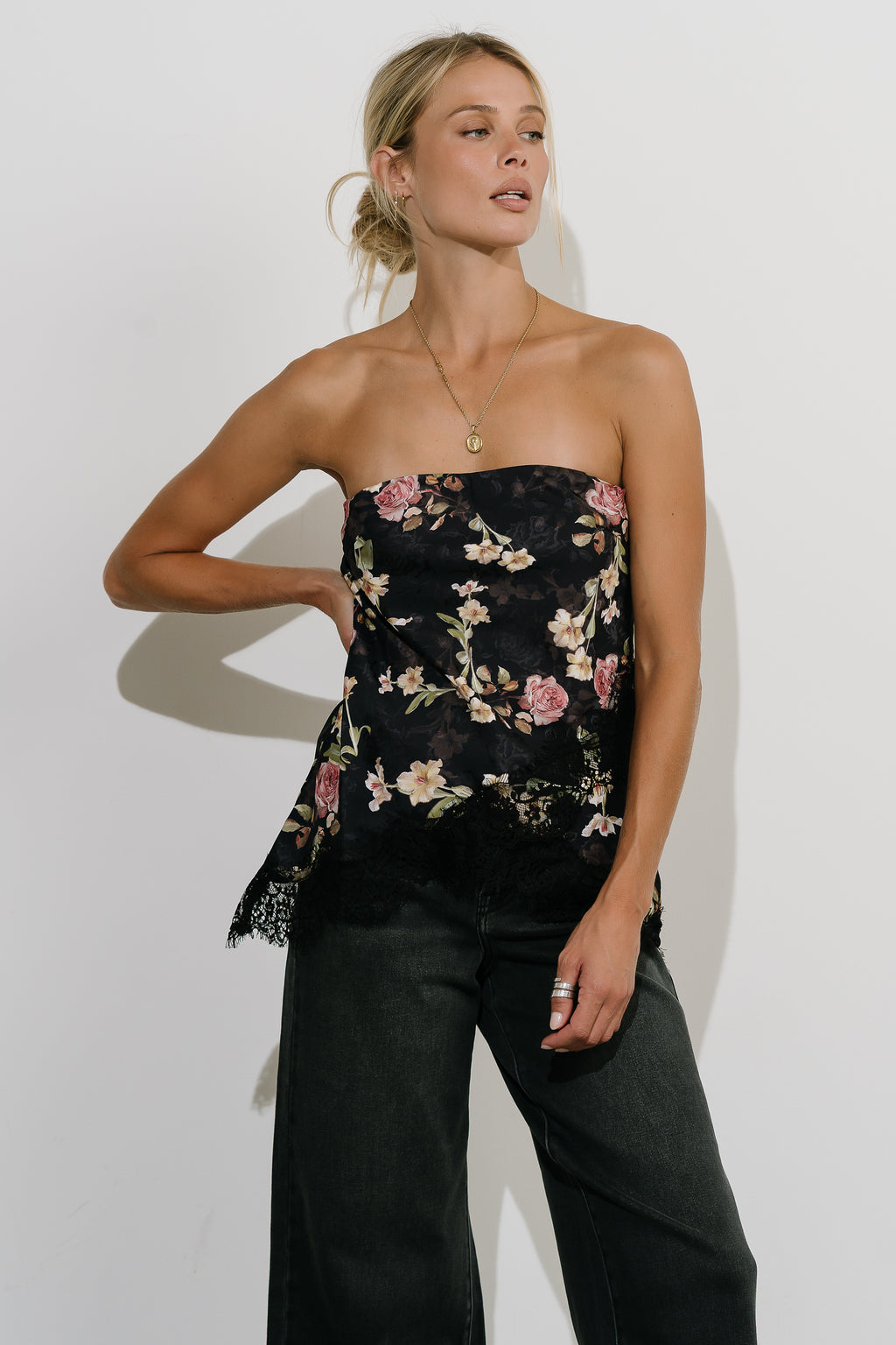 Prim Lace Tube Top