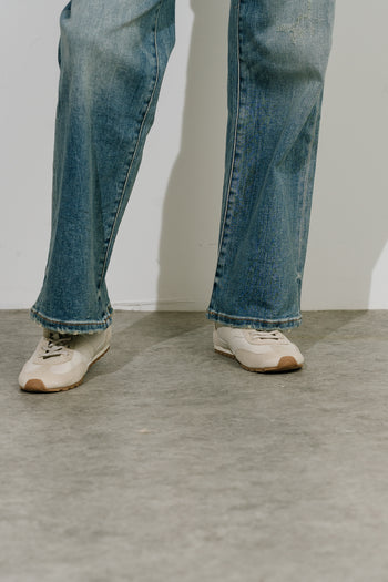 Sarah Sneaker in Cream