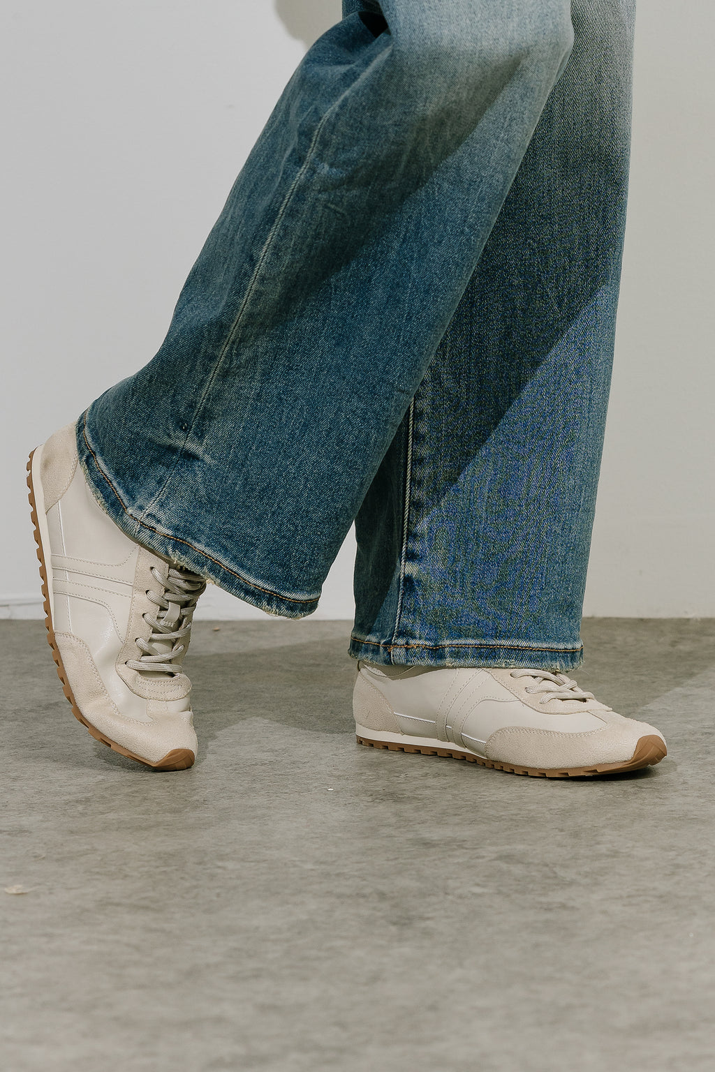 Sarah Sneaker in Cream