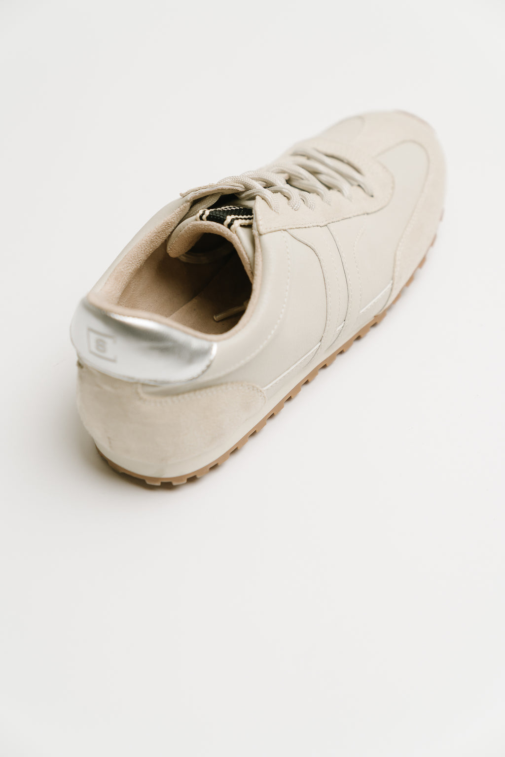 Sarah Sneaker in Cream