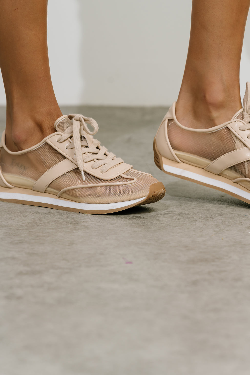 Flash Mesh Sneaker in Nude