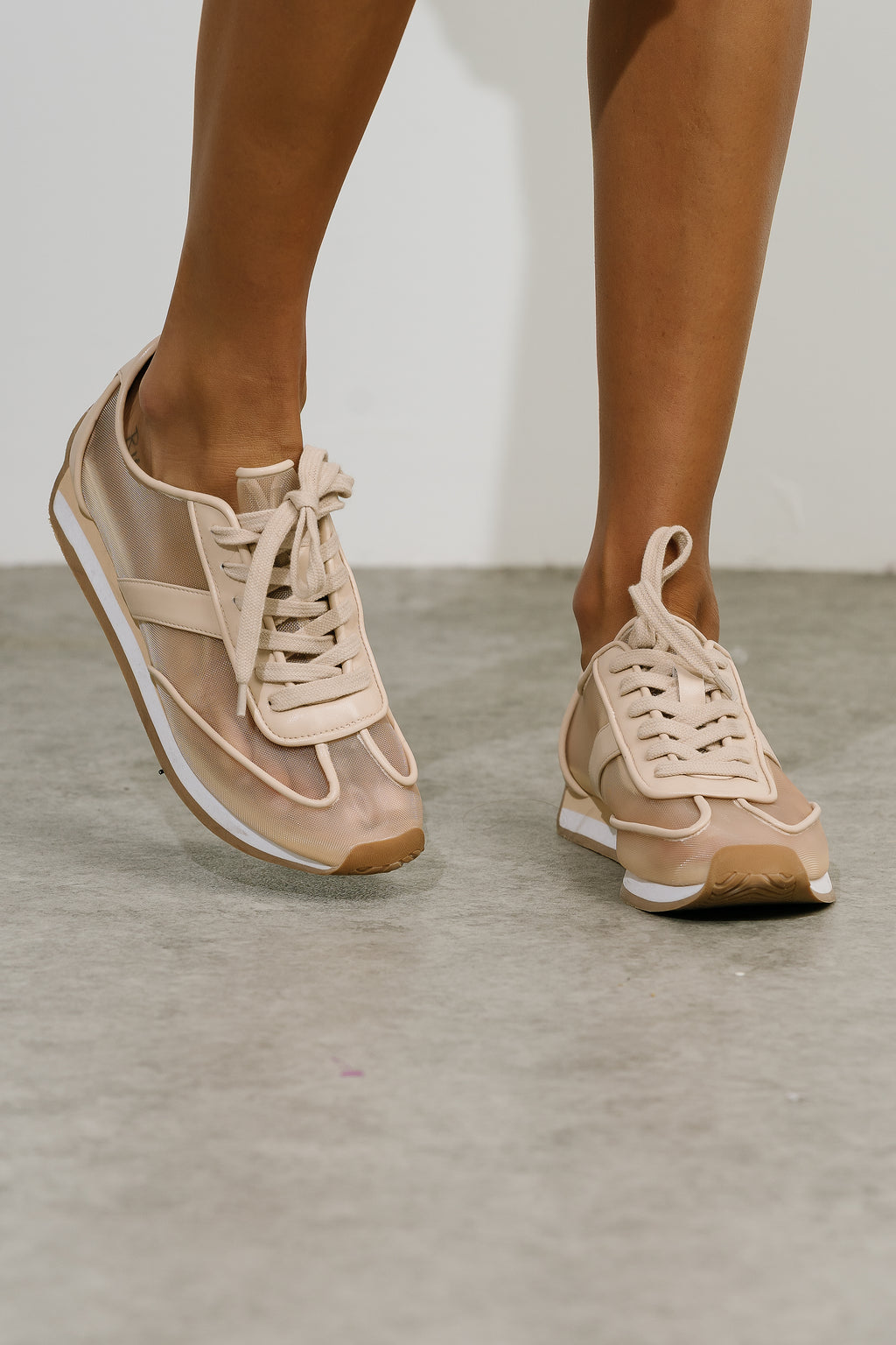 Flash Mesh Sneaker in Nude