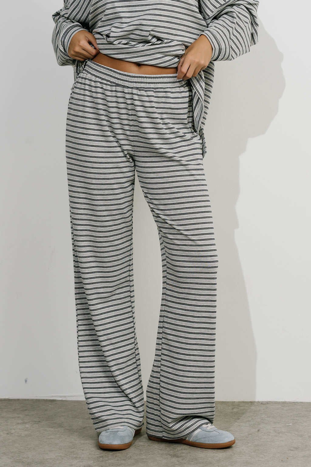 Antonella Striped Pants in Grey