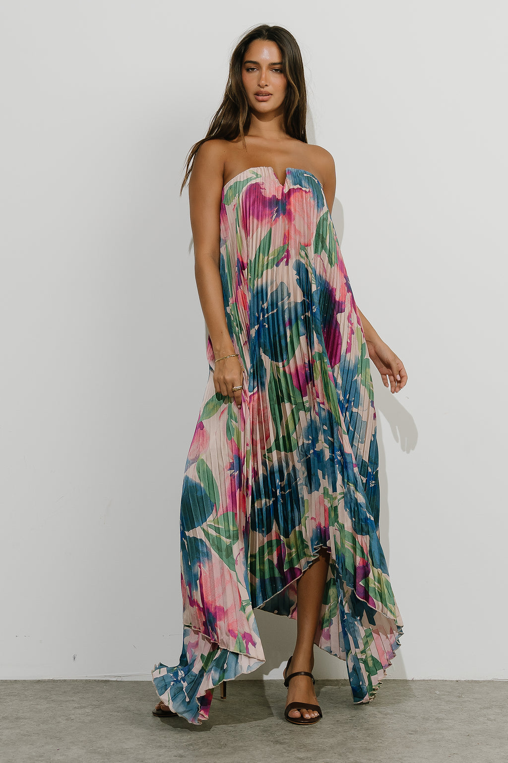 Aylani Floral Accordion Maxi Dress