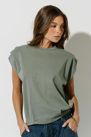 Benji Muscle Tee in Olive