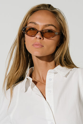Eve Oval Sunglasses in Brown