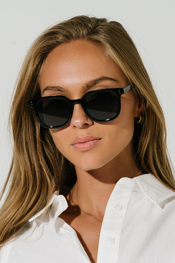 Samara Sunglasses in Black