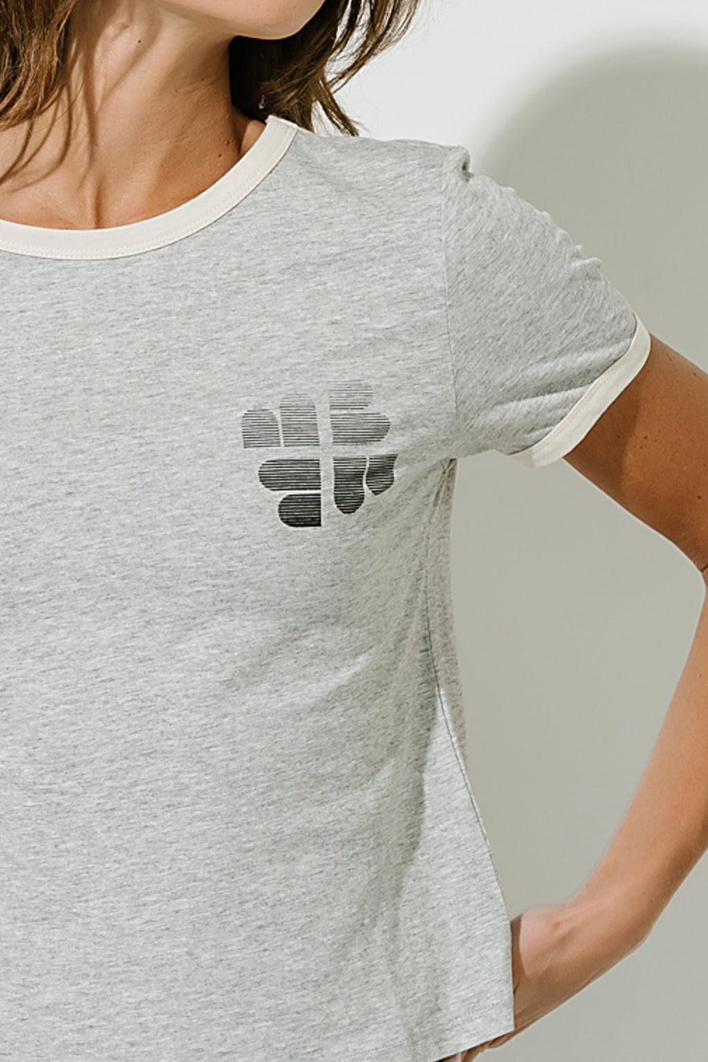Mia Ringer Tee in Heather Grey