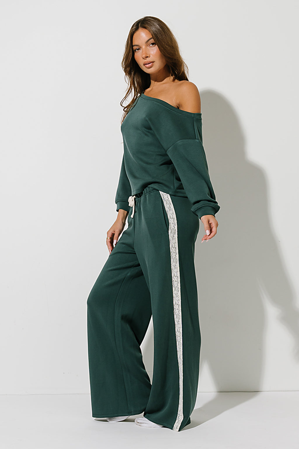 Skylar Wide Leg Sweatpants in Green