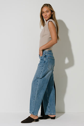 Iris High Rise Barrel Jeans