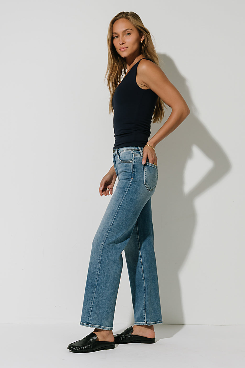 Sayla Tank Top in Navy
