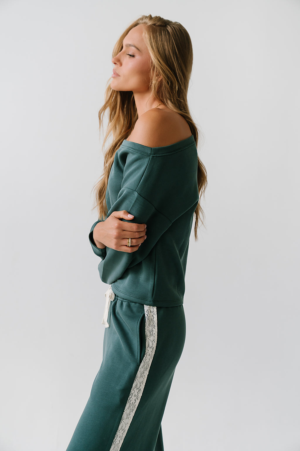 Skylar Off the Shoulder Sweatshirt in Green