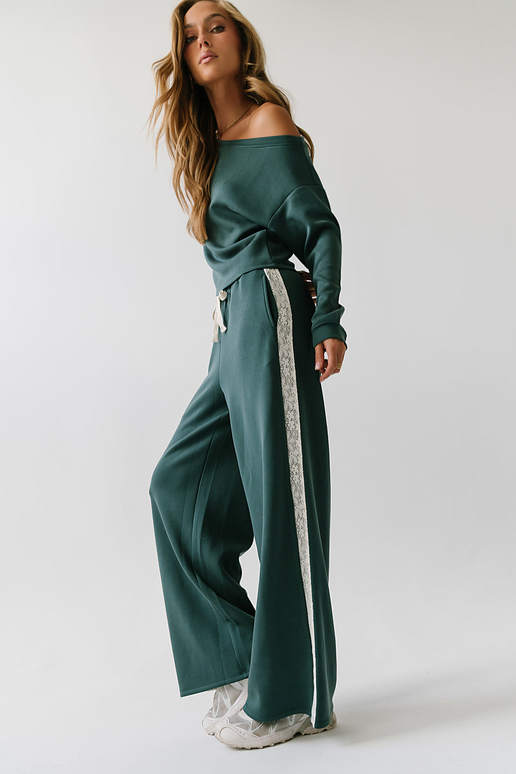 Skylar Off the Shoulder Sweatshirt in Green