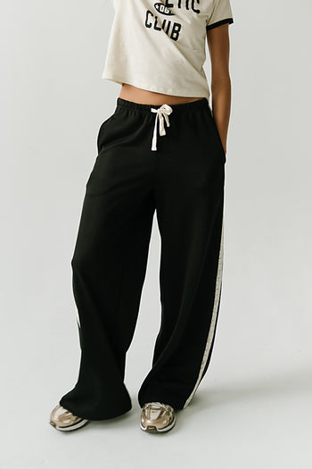 Skylar Wide Leg Sweatpants in Black