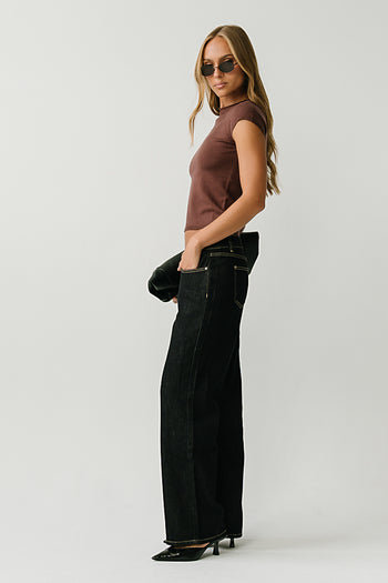 Ally Ribbed Top in Red-Brown
