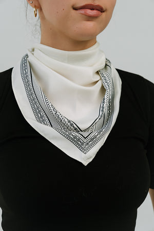 Brooklyn Triangle Scarf in Ivory