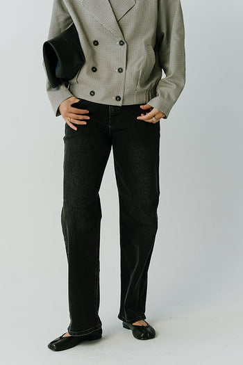 Marshall Straight Leg Jeans in Washed Black