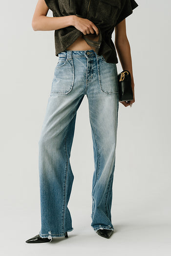 Pria High Rise Distressed Wide Leg Jeans