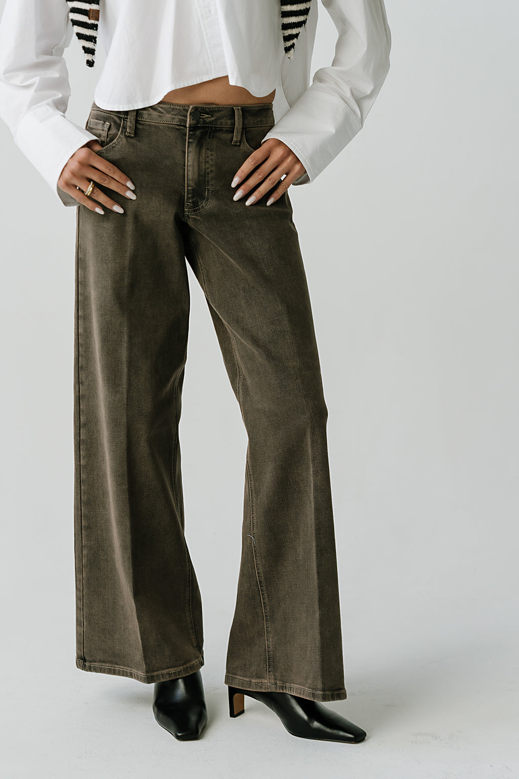 Rylin Wide Leg Jeans