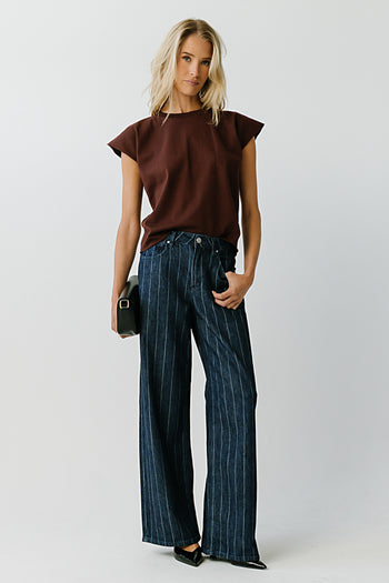 Vinnie Muscle Tee in Red-Brown