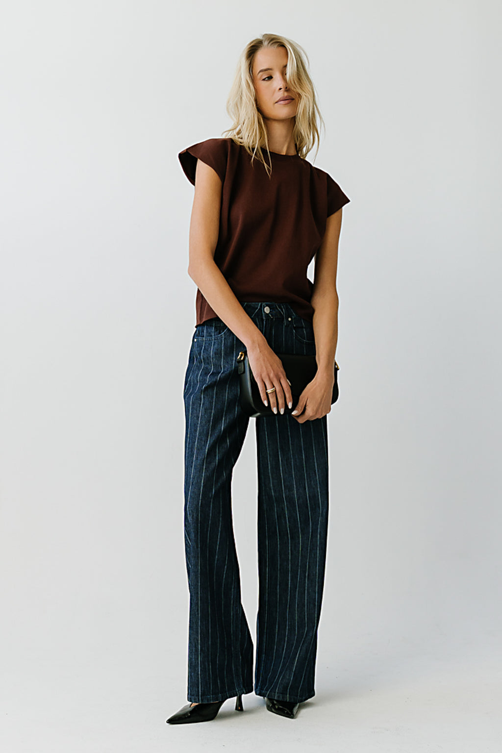 Vinnie Muscle Tee in Red-Brown