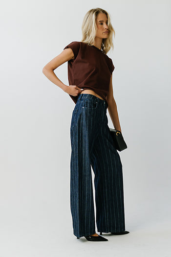 Vinnie Muscle Tee in Red-Brown