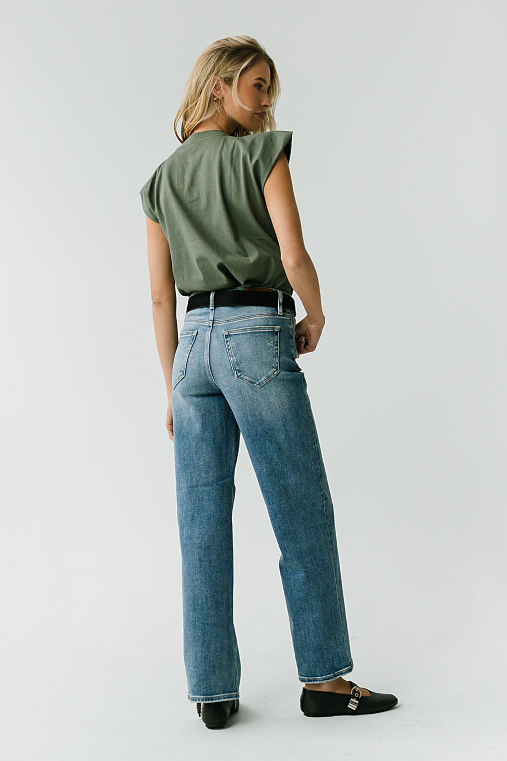 Vinnie Muscle Tee in Olive
