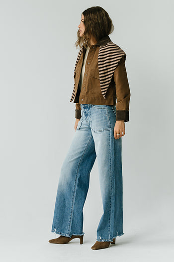 Pria High Rise Distressed Wide Leg Jeans