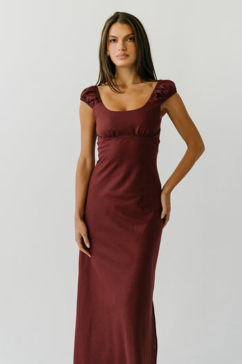 Mika Maxi Dress in Red-Brown