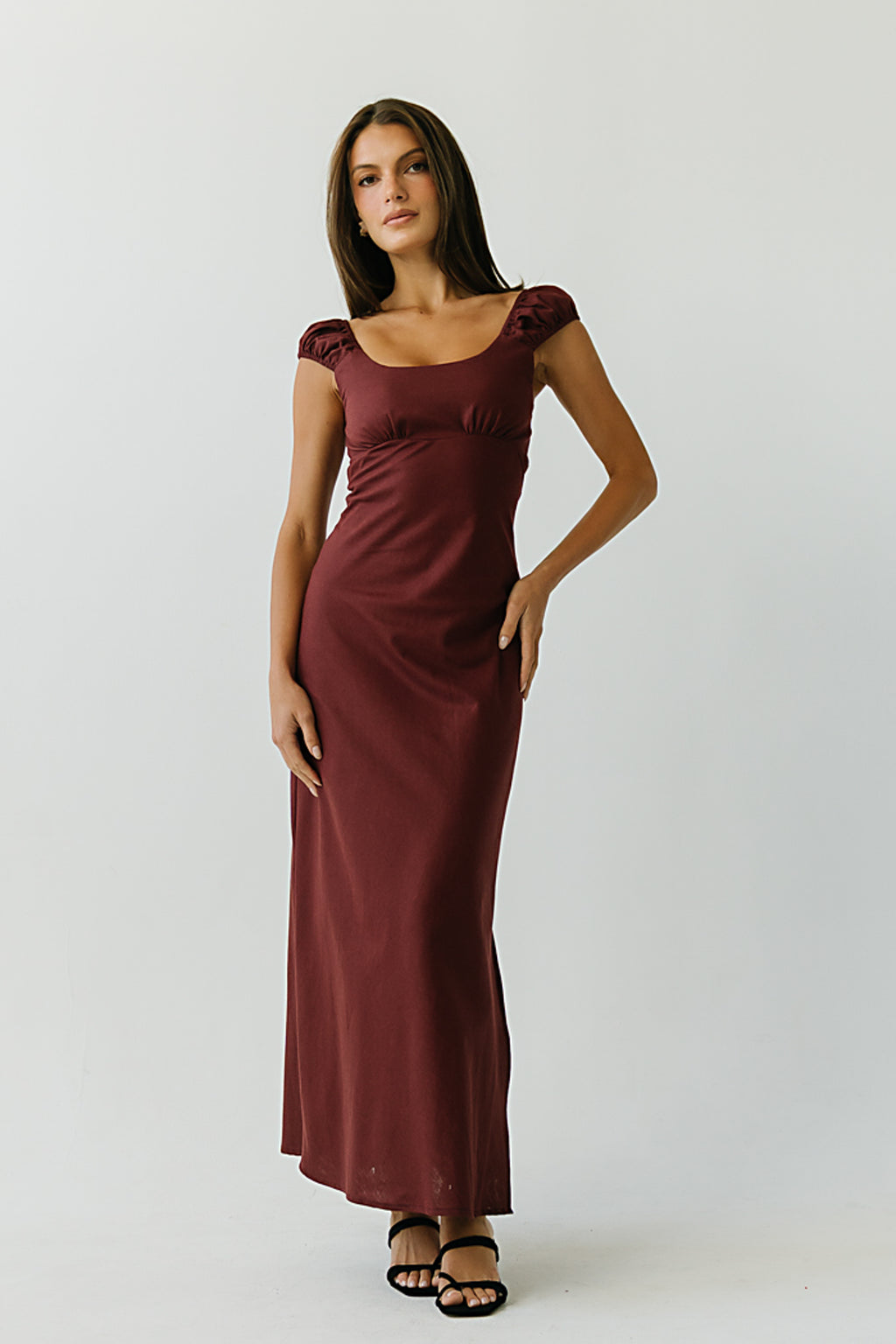 Mika Maxi Dress in Red-Brown