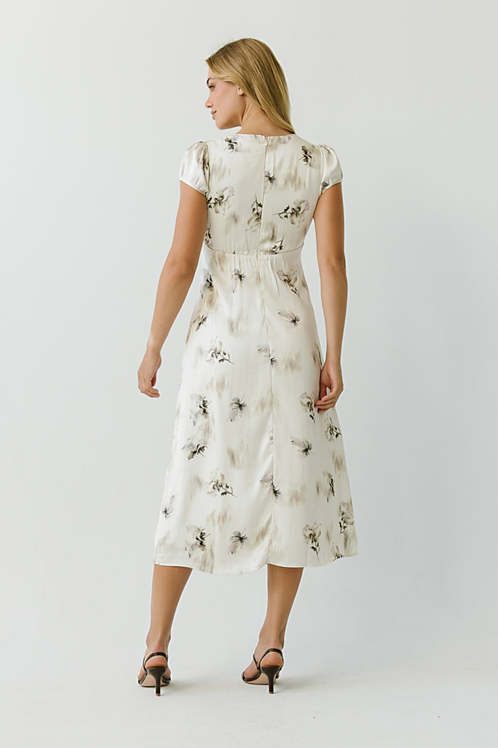 Isabella Floral Maxi Dress in Sage