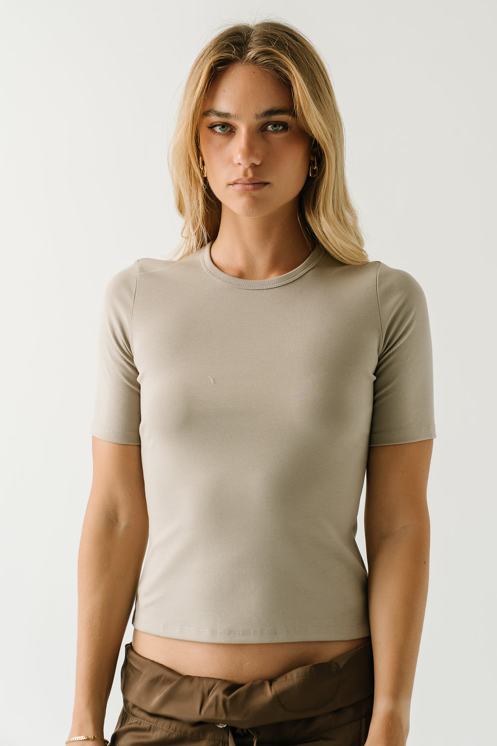 Laney Fitted Top in Taupe