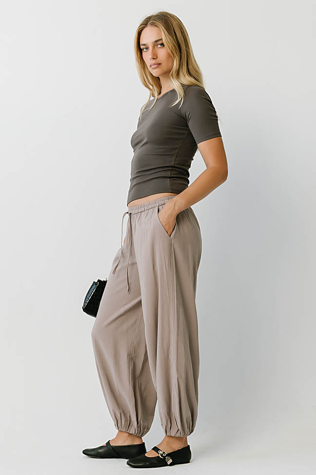Laney Fitted Top in Charcoal