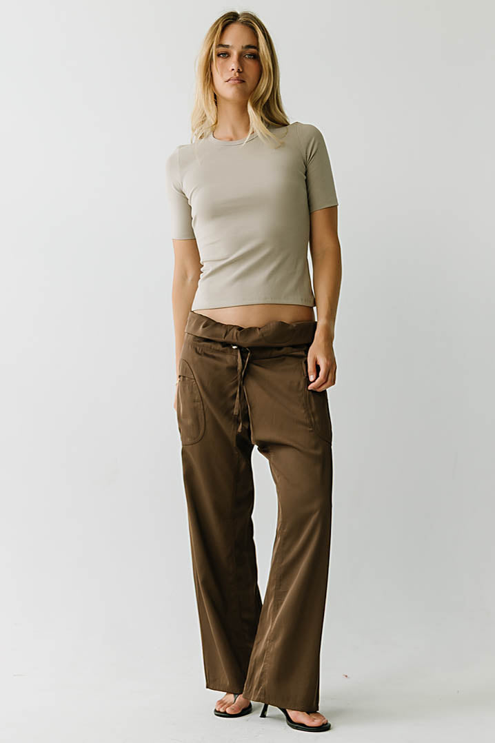 Laney Fitted Top in Taupe