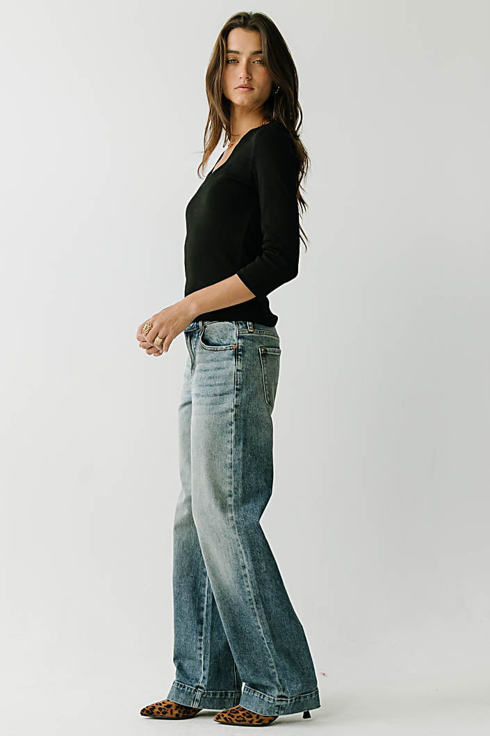 Skyler Fitted Top in Black
