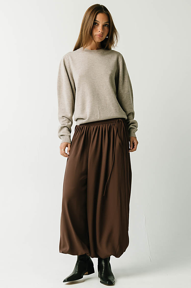 Analia Balloon Pants in Brown