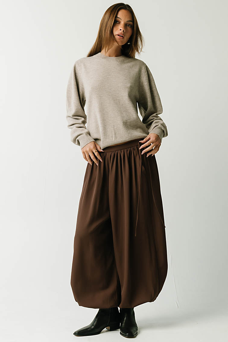 Analia Balloon Pants in Brown