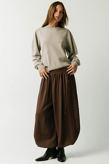 Analia Balloon Pants in Brown