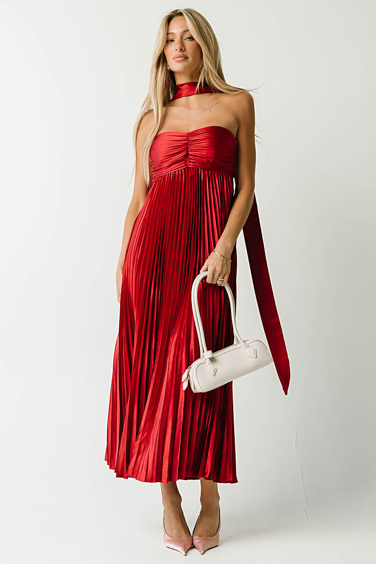 Lina Accordion Maxi Dress in Red