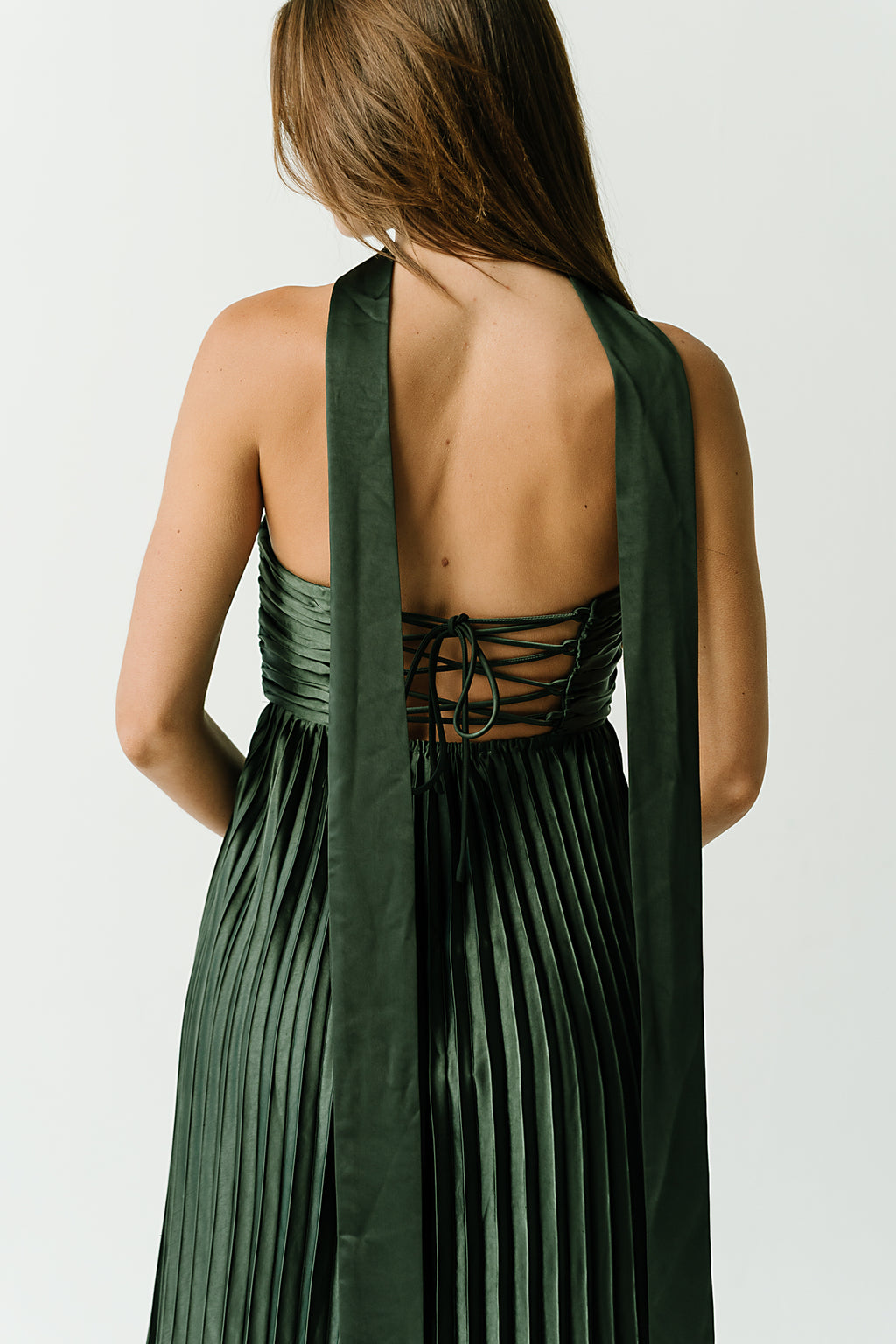 Lina Accordion Maxi Dress in Hunter Green