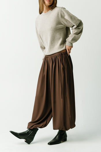 Analia Balloon Pants in Brown
