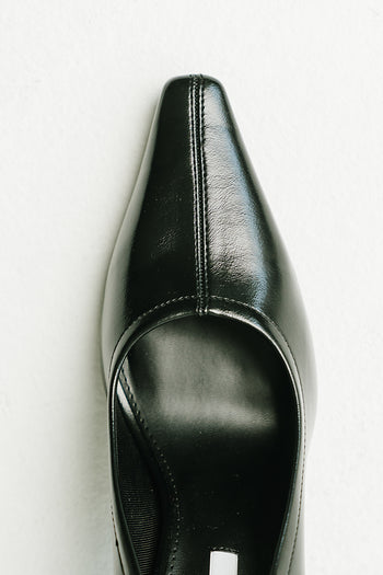 Steve Madden Hexx Stiletto Pump in Black