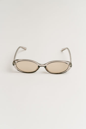 Mia Oval Sunglasses in Brown